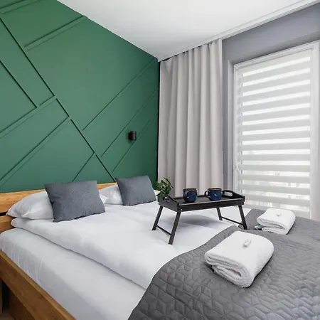 Modern & Spacious Apartment With Air Conditioning & Parking By Renters Prestige Kraków Zewnętrze zdjęcie
